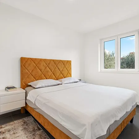 Apartmán Velic Razine