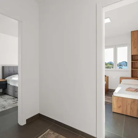 Apartment Velic