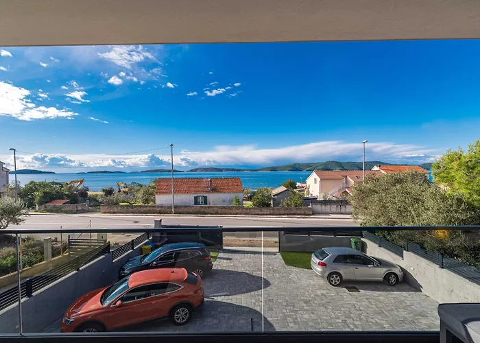 Apartment Velic Razine