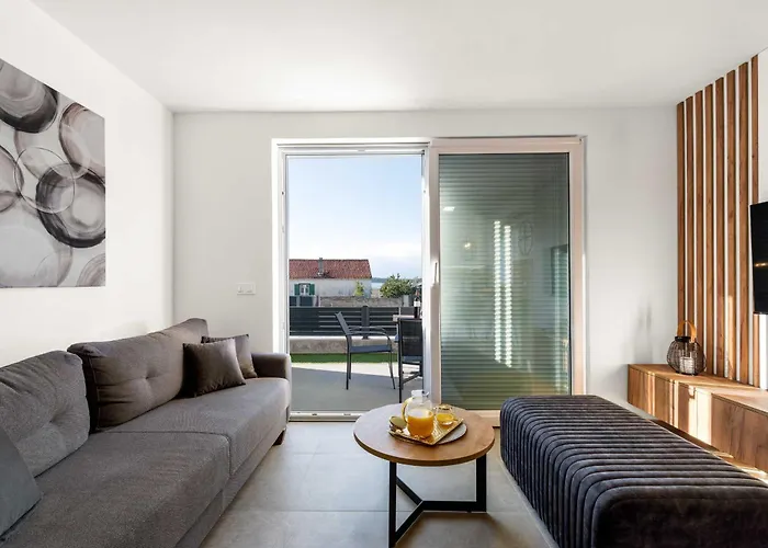 Apartment Velic Razine